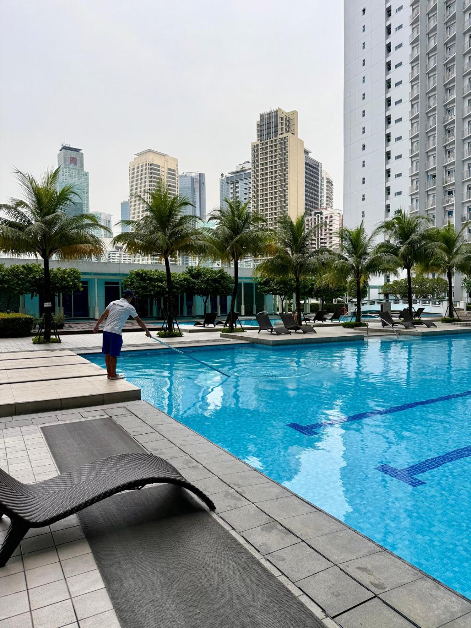 Serene Suite In Jazz Residences Makati City Exterior foto